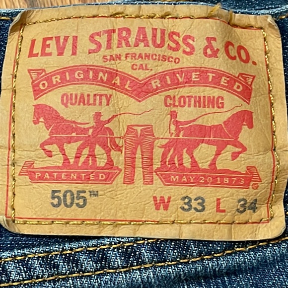Levi’s 505 tag size 23 x 34 Blue Some wear on hem and pockets Whiskering - Picture 2 of 13